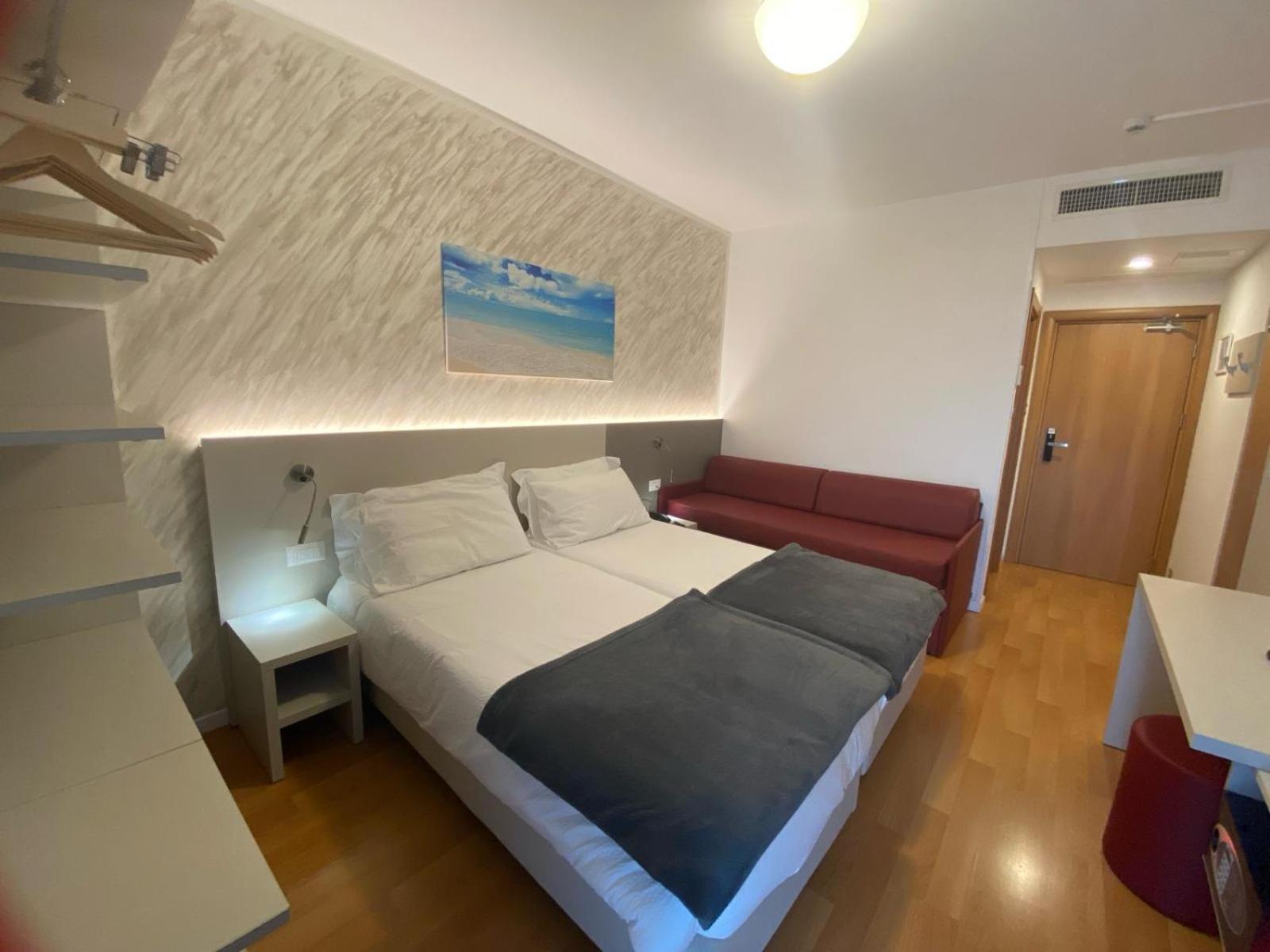 Hotel Angelini Torbole Sul Garda ภายนอก รูปภาพ